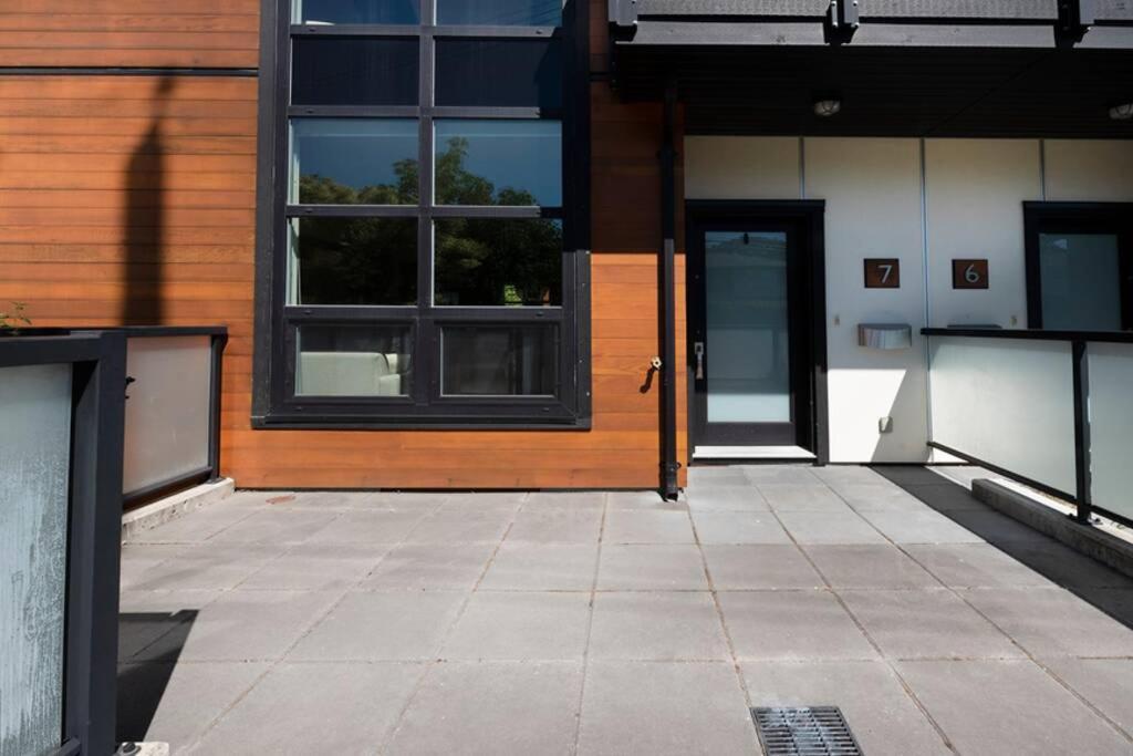 Cedar Hill Sunlit Stay - Bright Spacious & Modern Βικτώρια Εξωτερικό φωτογραφία