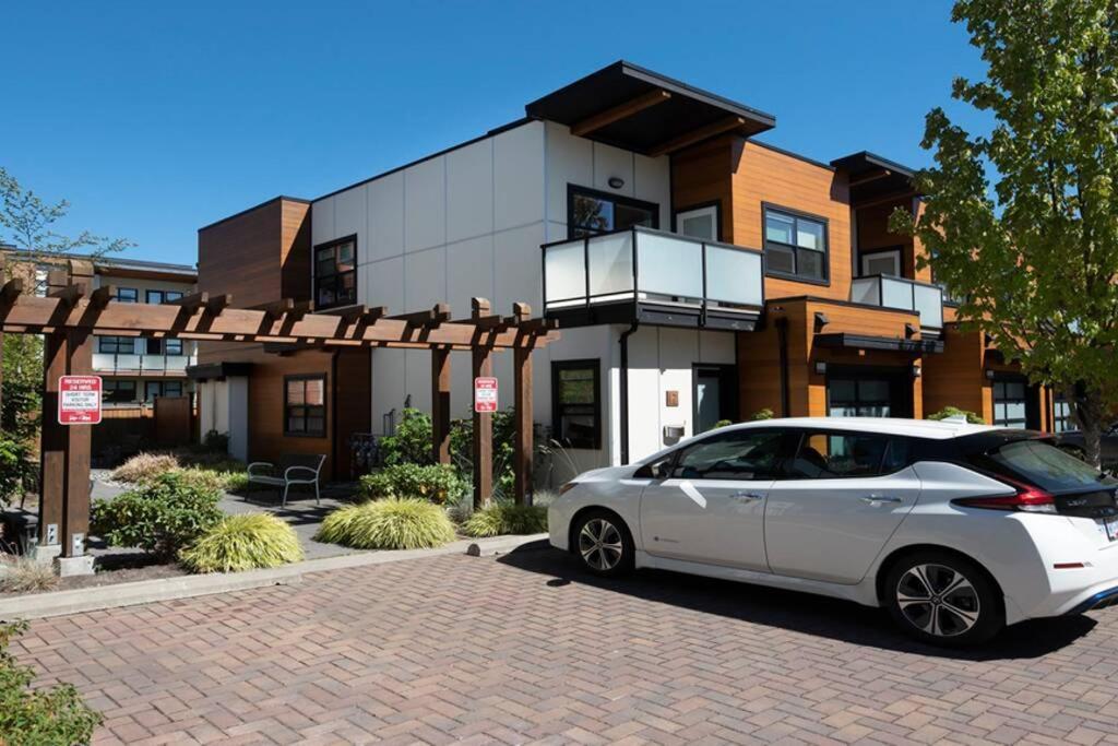 Cedar Hill Sunlit Stay - Bright Spacious & Modern Βικτώρια Εξωτερικό φωτογραφία
