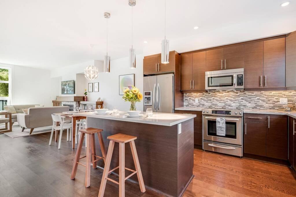 Cedar Hill Sunlit Stay - Bright Spacious & Modern Βικτώρια Εξωτερικό φωτογραφία