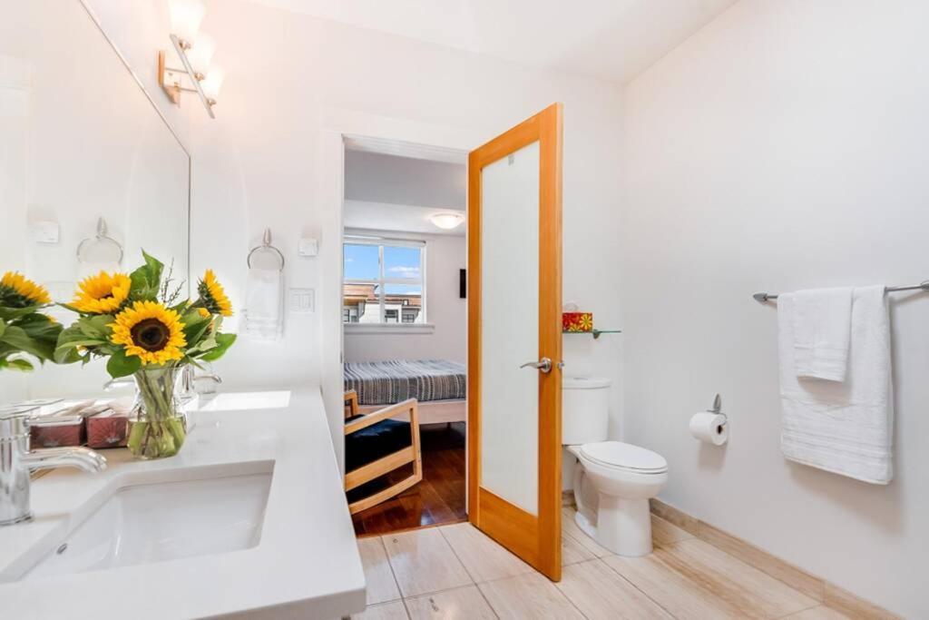 Cedar Hill Sunlit Stay - Bright Spacious & Modern Βικτώρια Εξωτερικό φωτογραφία